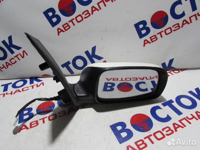 Зеркало Право toyota wish ANE10G, ANE11W, ZNE14G