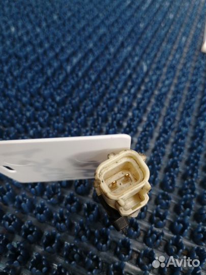 Датчик температуры охлаждающей жидкости Toyota Cam