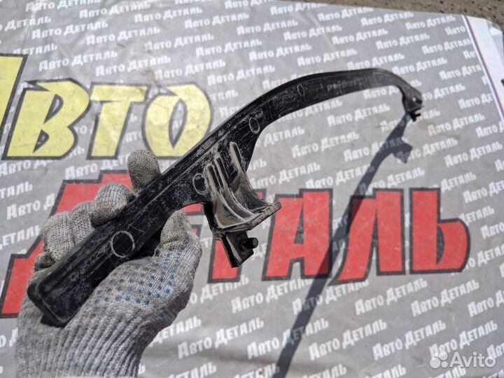 Усилитель переднего бампера Hyundai Santa Fe 4 TM