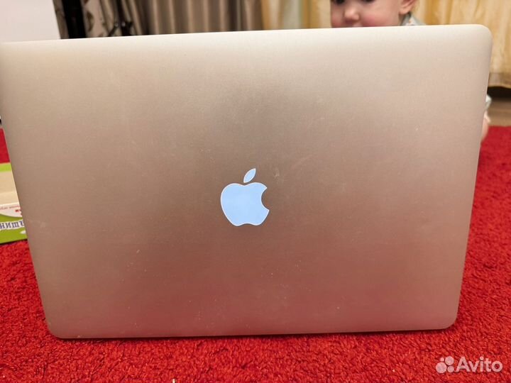 Macbook pro 15 retina early 2015