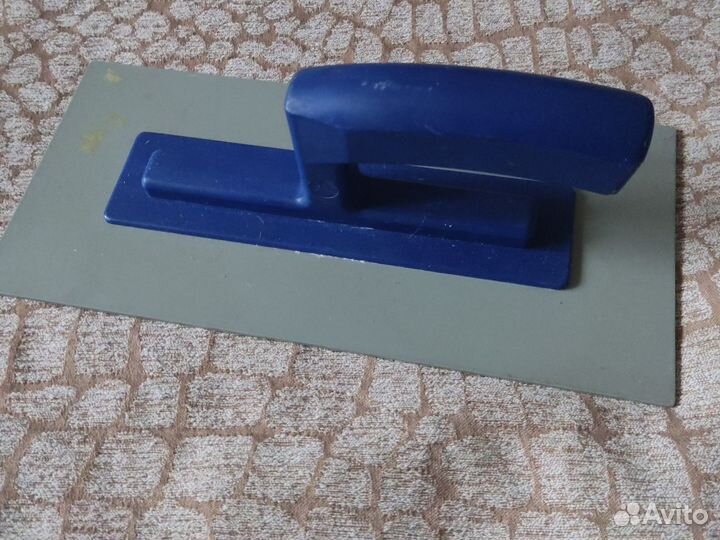 Кельма для жидких обоев