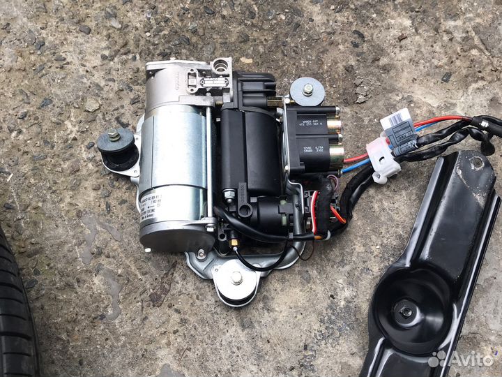 Компрессор для пневмоподвески