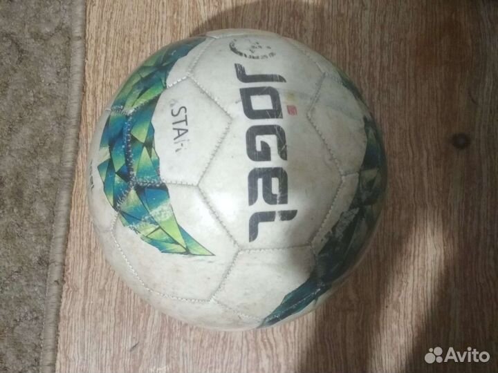Футбольный мячик