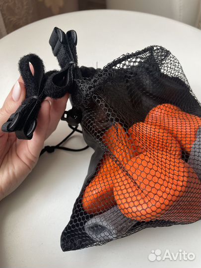 Продаю обувь для собак