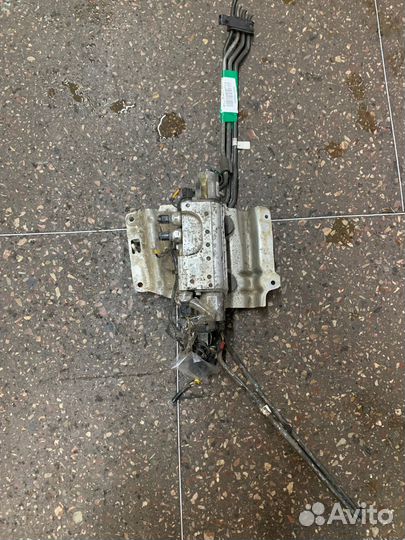 Блок клапанов активного стабилизатора Land Rover R