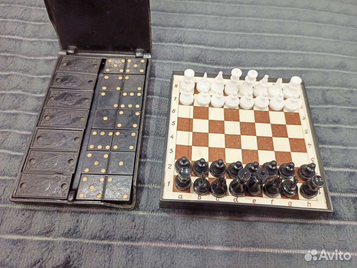 Шахматы дорожные и домино Спутник СССР