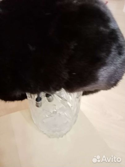 Шапка и берет женские норка с кожей