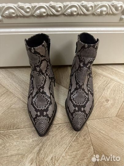 Tj collection казаки ботильоны