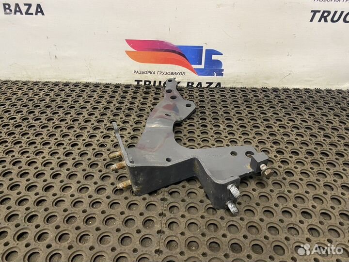 Кронштейн бампера правый Scania 5-series