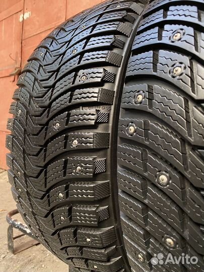 Michelin X-Ice North 3 235/45 R18