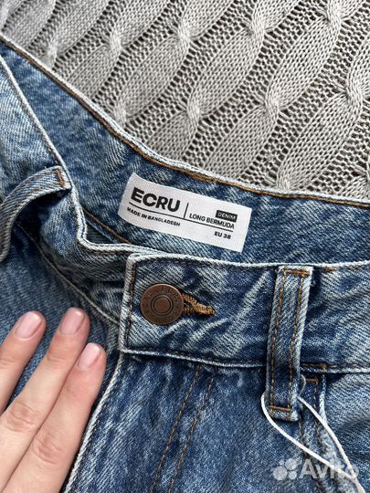 Новые джинсовые шорты-бермуды Ecru