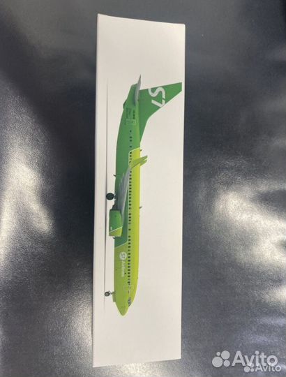 Модель самолета s7