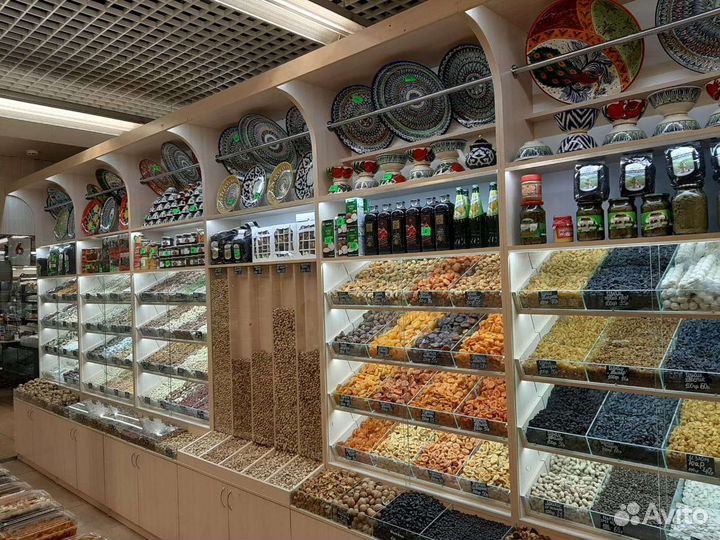 Витрины для орехов новые