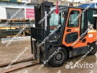 Стекло для вилочного погрузчика doosan D 50 SC-5