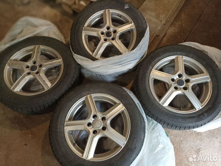 Комплект зимних колес 225/60 R17 X-Trail / Koleos