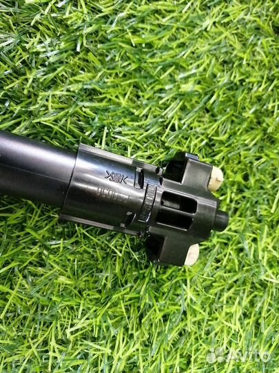 Форсунка омывателя фар правая Lexus Lx570 VDJ201