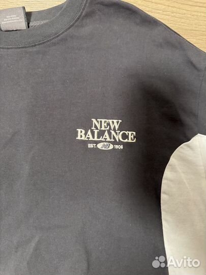 Лонгслив New Balance