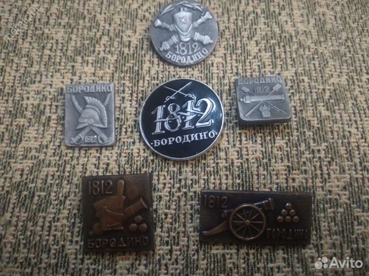 Значки олимпиада влксм мишка спорт СССР ну погоди