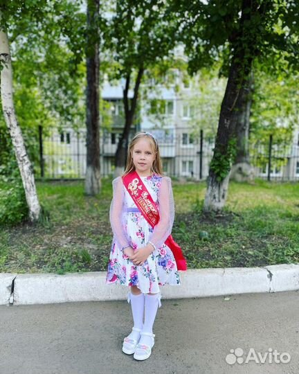 Нарядное платье на выпускной