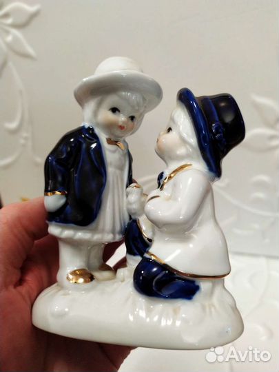 Статуэтки из фарфора