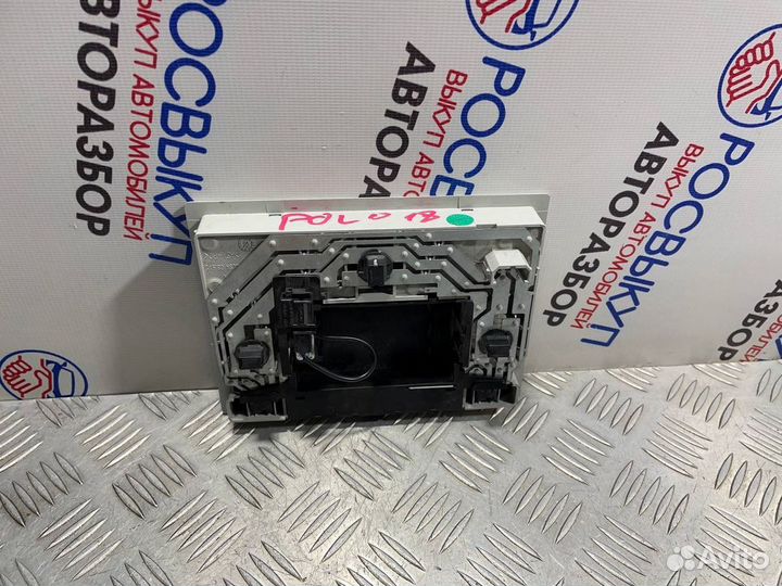 Плафон салонный Volkswagen Polo