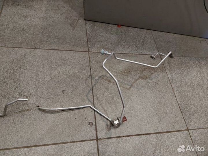 Трубка кондиционера Mitsubishi L200 внедорожник