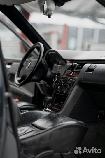 Mercedes-Benz E-класс 3.0 AT, 1996, 300 000 км