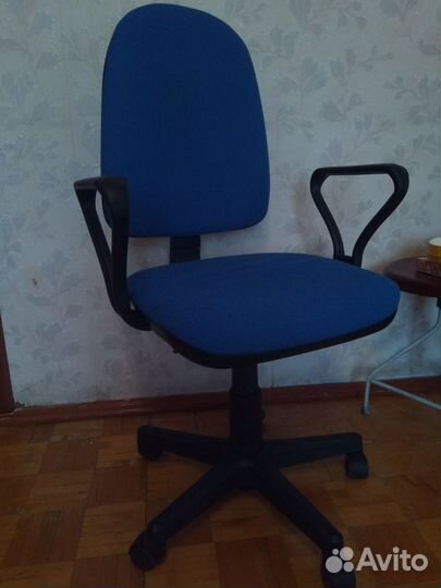 Компьютерный стул