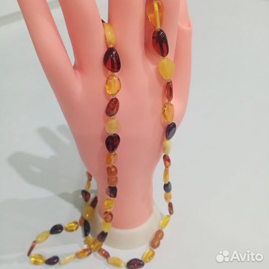 Янтарные бусы