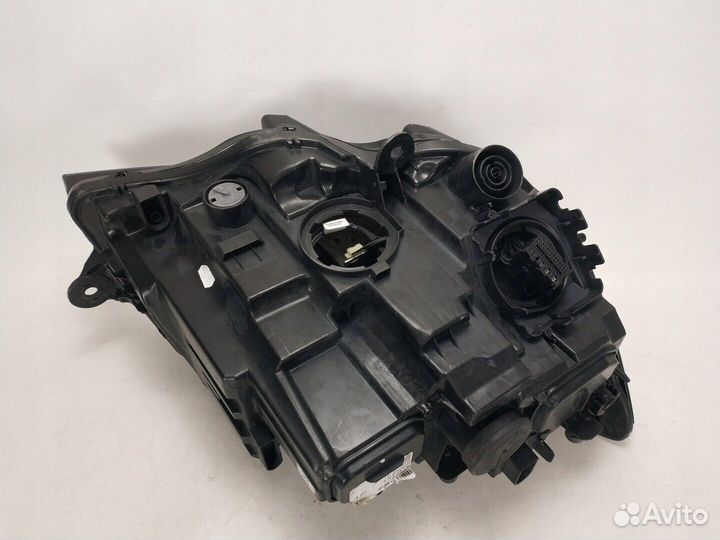 Фара левая Volkswagen Transporter T6 7L1941035A