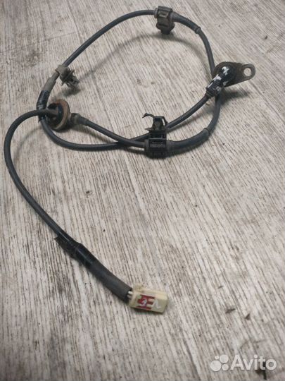 Датчик ABS задний левый Mazda Cx-7 ER L3-VDT