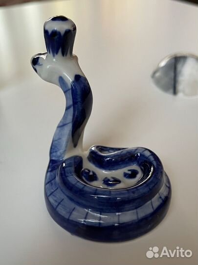 Статуэтки фигурки