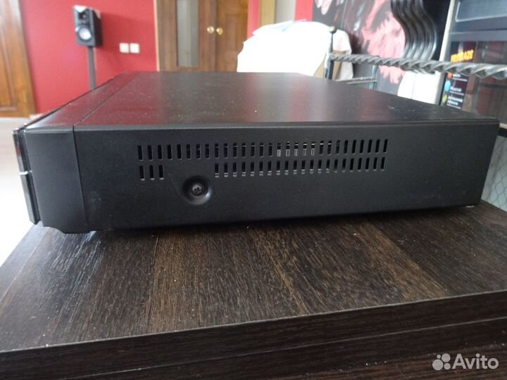 Рекордер Sony в состоянии абсолютно новой вещи