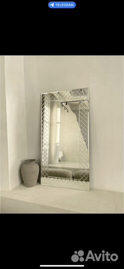 Зеркало новое