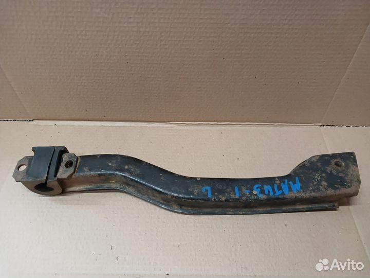 Кронштейн подрамника левый Daewoo Matiz