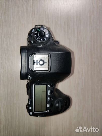 Зеркальный фотоаппарат Canon 6D