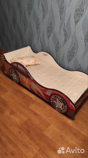 Кровать машина с матрасом