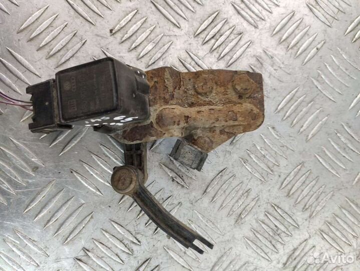 Датчик положения кузова Audi A6 C5 (S6,RS6) 3.0 4B