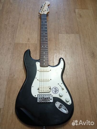 Электрогитара Fender squier stratocaster