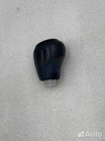 Рукоятка скоростного рычага Toyota Camry V50/V55