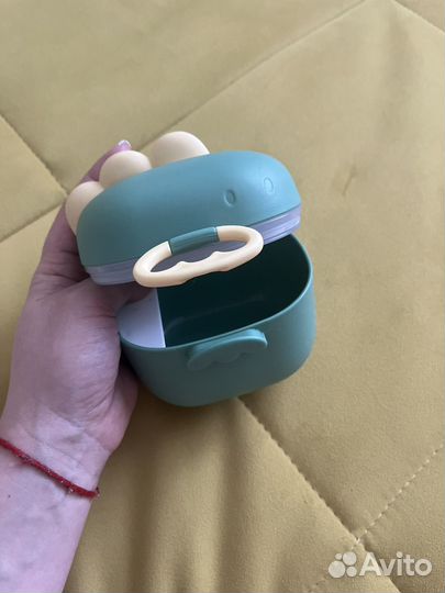 Контейнер для детской смеси