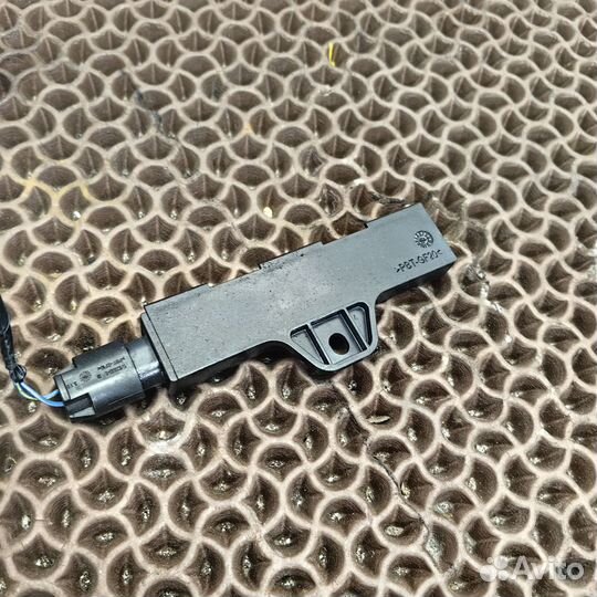 Наружная антенна комфортного доступа BMW F-er