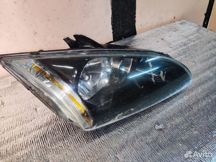 Фара ford focus 2