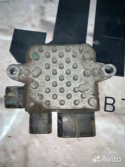 Блок управления вентилятором Infiniti Ex37 J50 3.7