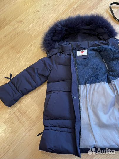 Пуховик зимний для девочки 128