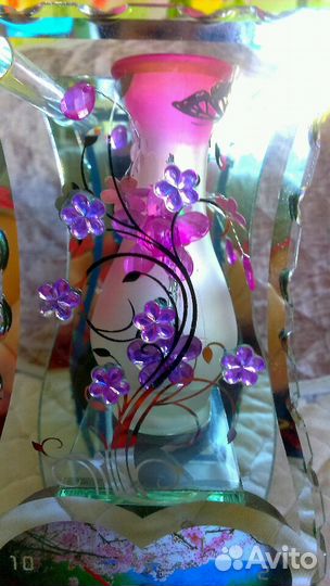 Ваза -будильник с интересным декором