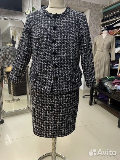 Костюм женский