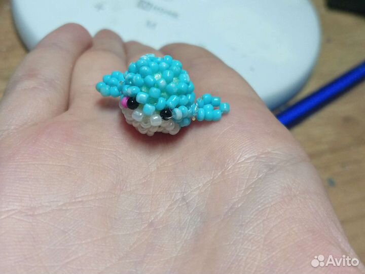 Кит из бисера