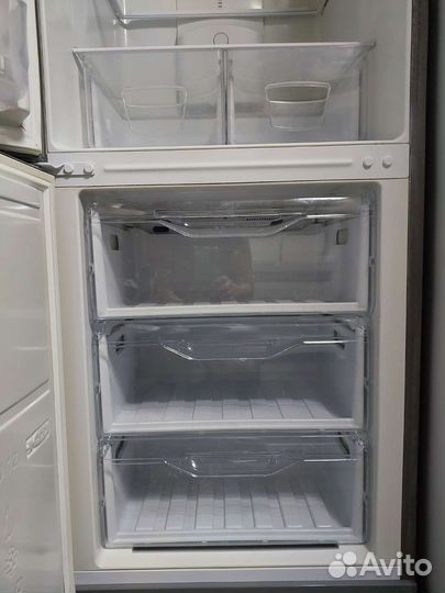 HotPoint Ariston no frost 196*60см