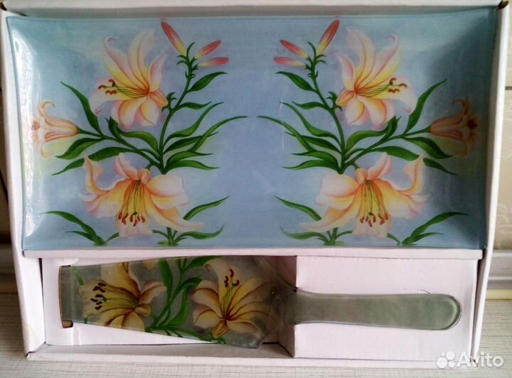 Блюдо для торта с лопаткой/тортница